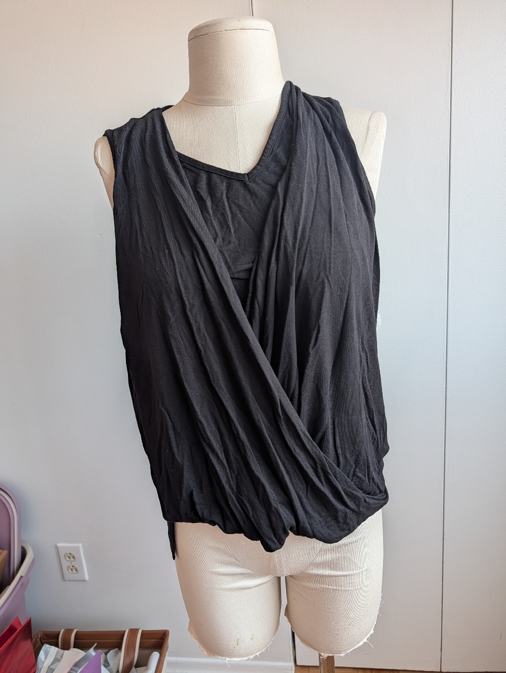 Black Draped V-Neck Sleeveless Camisole